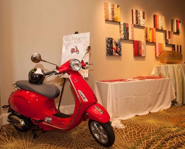 Silent auction packaging should focus around one or two star items.