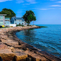 Offer a week in a vacation home at your next auction.