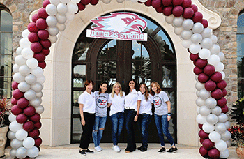 Stoneman Douglas volunteers - photo credit Laura Karin