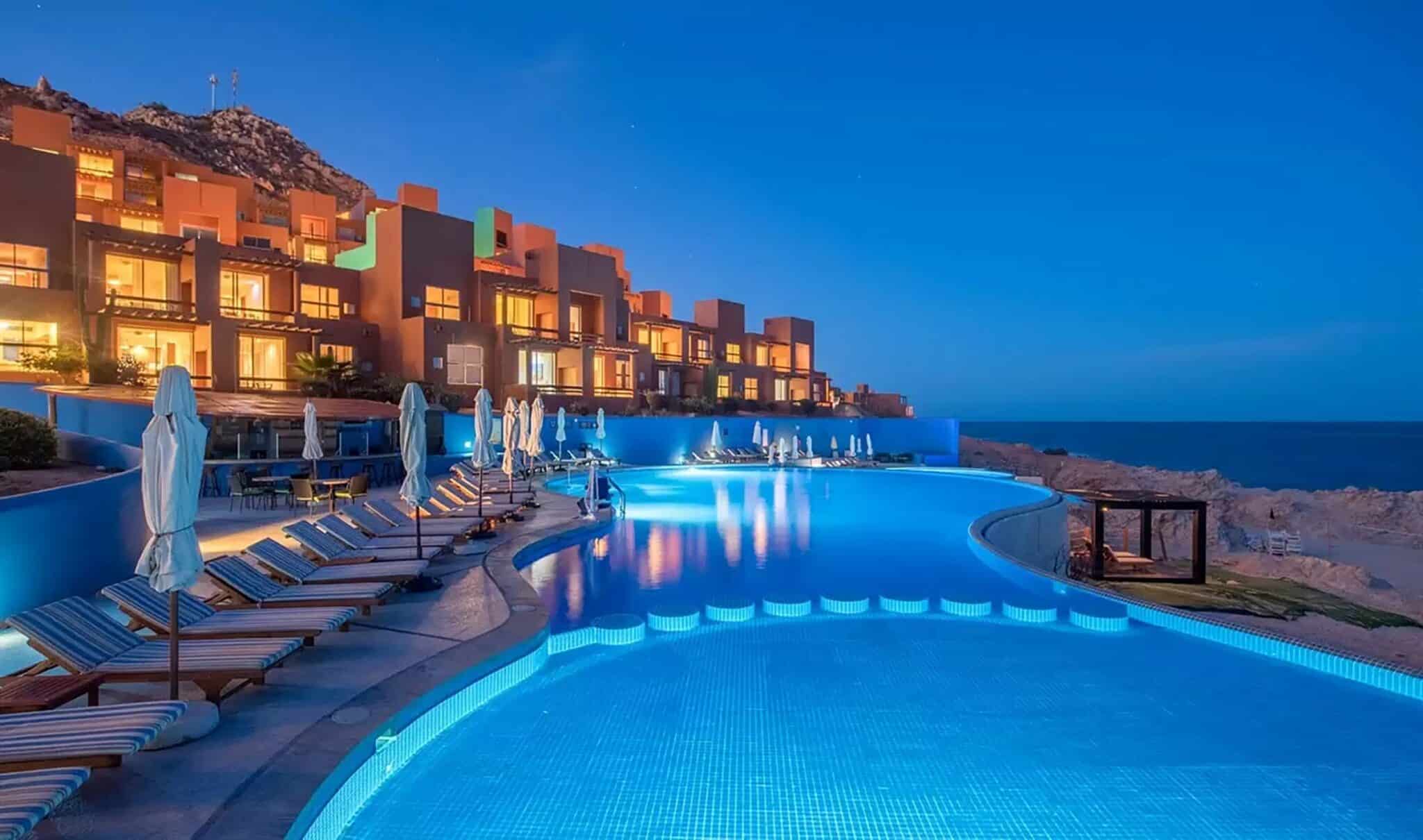Beachfront Resort in Los Cabos or Puerto Vallarta